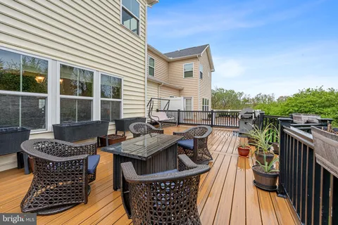 $869,900 | 408 Quarry Point Road, Malvern, PA 19355