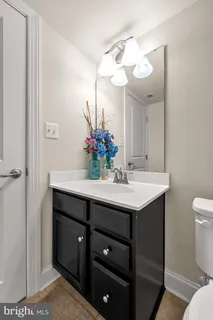 $869,900 | 408 Quarry Point Road, Malvern, PA 19355