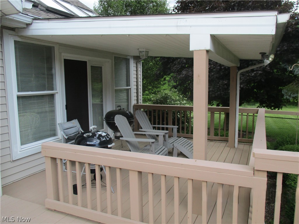 7540 Kennard Road Seville, OH 44273 - Photo 29 of 37 View of wooden terrace