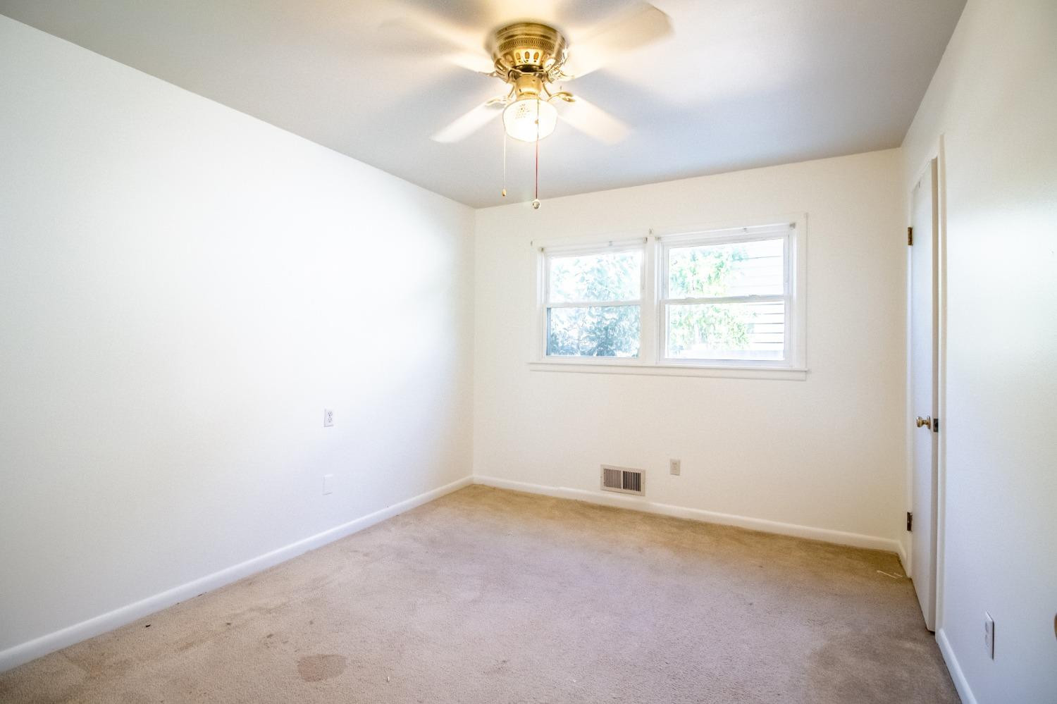 2119 49th Street Lubbock, TX 79412 - Photo 14 of 24 Photo 14