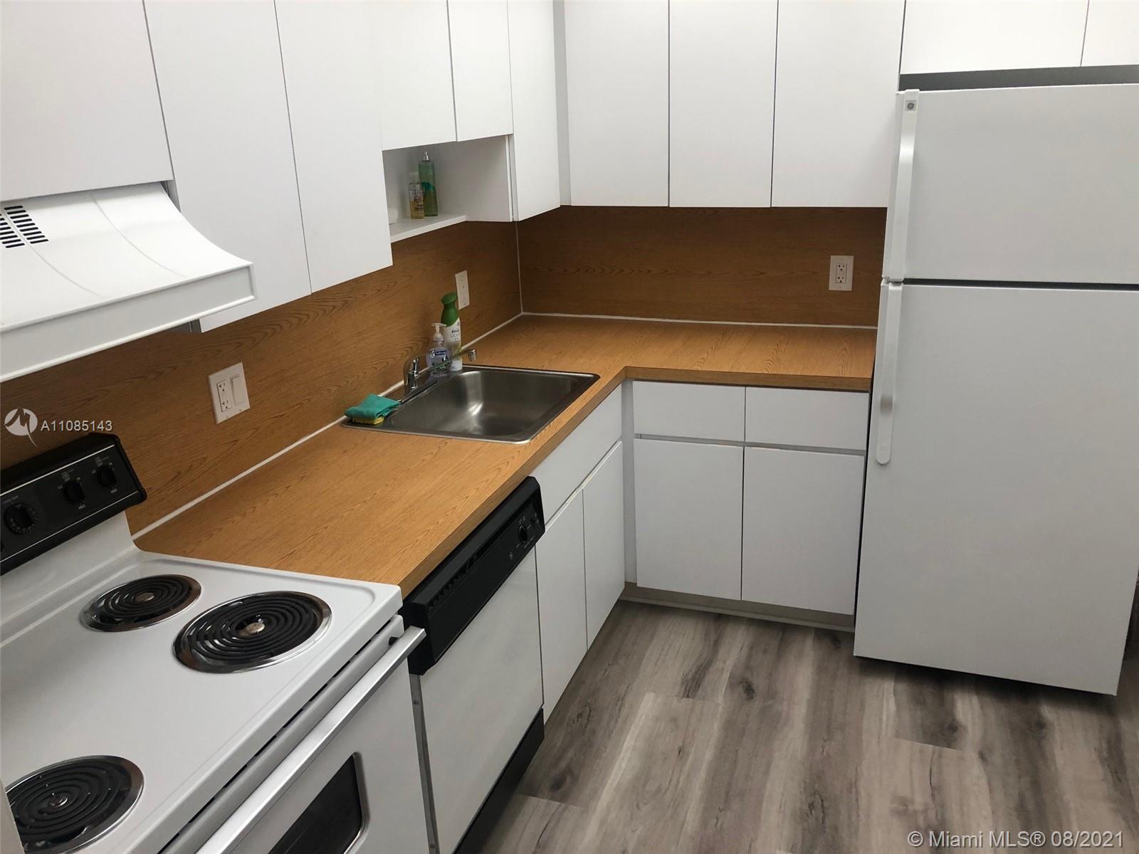8287 Southwest 128th Street, Unit 210 Pinecrest, FL 33156 - Photo 3 of 39