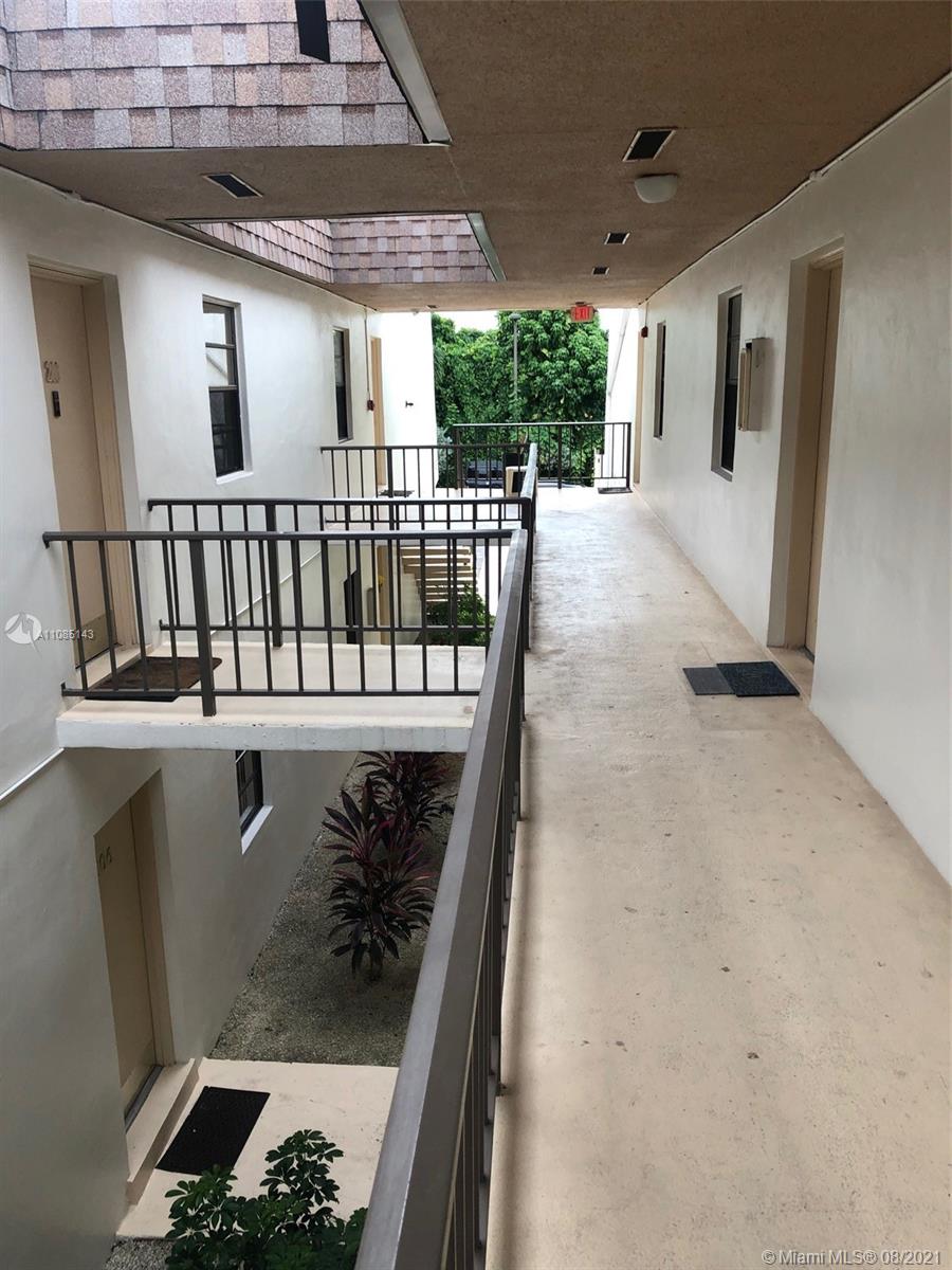 8287 Southwest 128th Street, Unit 210 Pinecrest, FL 33156 - Photo 10 of 39