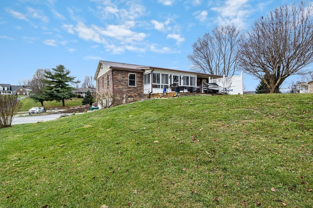 15204 Peaceful Valley Road Abingdon, VA 24210 - Photo 40 of 60 Gallery Image 40