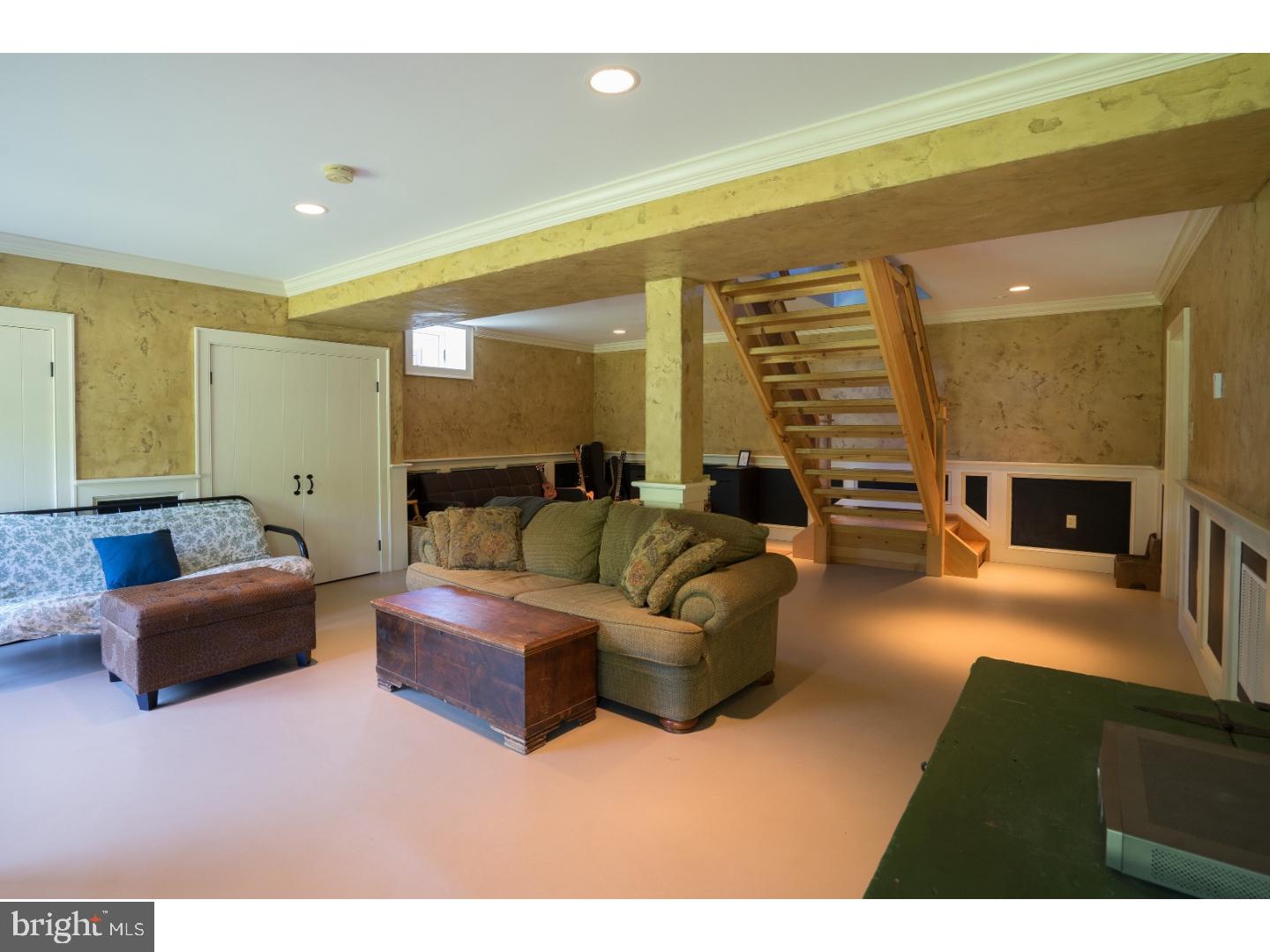 734 Blue School Road Perkasie, PA 18944 - Photo 19 of 25 Gallery Image 19