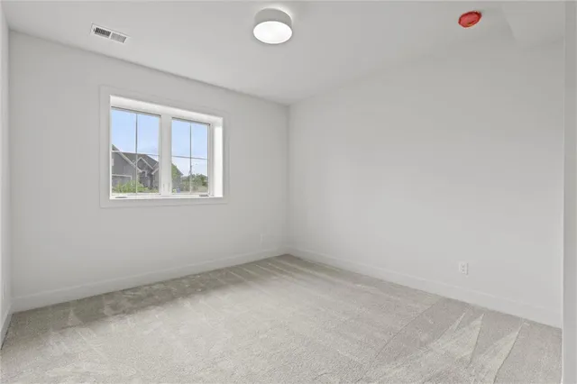 $599,900 | 9845 Northeast 104th Terrace, Kansas City, MO 64157