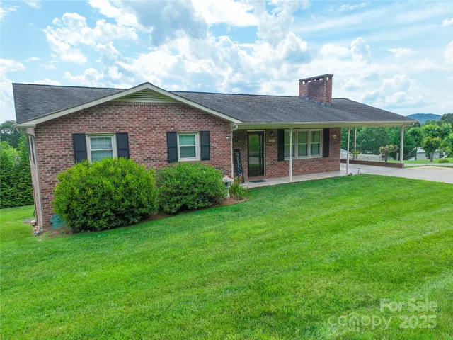 $320,000 | 2963 Freezer Locker Road, Hudson, NC 28638