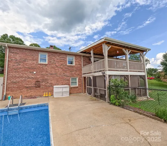 $320,000 | 2963 Freezer Locker Road, Hudson, NC 28638