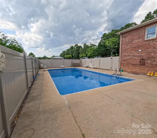 $320,000 | 2963 Freezer Locker Road, Hudson, NC 28638