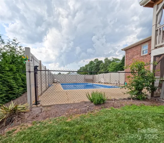 $320,000 | 2963 Freezer Locker Road, Hudson, NC 28638