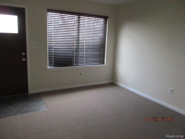 25951 Schoenherr Road Warren, MI 48089 - Photo 7 of 19 IMG_1233.JPG