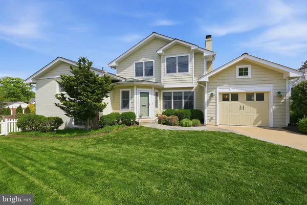 $1,699,000 | 3605 North Upland Street, Arlington, VA 22207