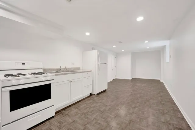 $1,450 | 5037 West Winona Street, Unit G, Chicago, IL 60630