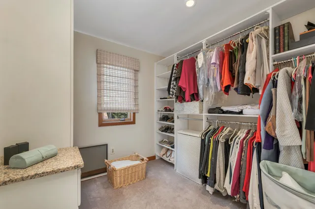 $1,125,000 | 82 Pilgrim Drive, Bedford, NH 03110