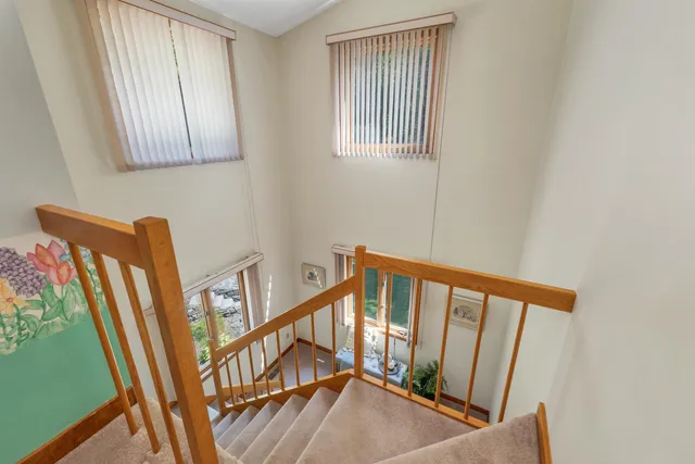 $1,125,000 | 82 Pilgrim Drive, Bedford, NH 03110