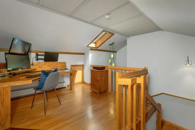 $1,125,000 | 82 Pilgrim Drive, Bedford, NH 03110