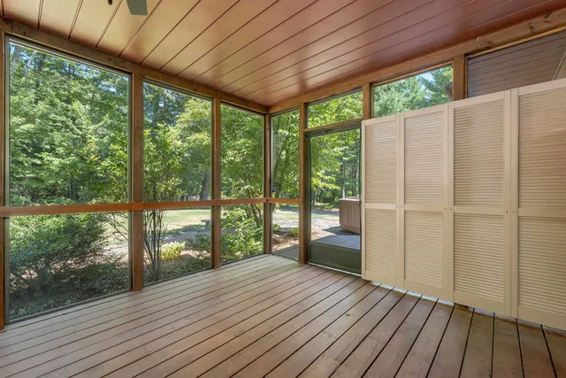 $1,125,000 | 82 Pilgrim Drive, Bedford, NH 03110