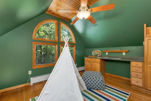 $1,125,000 | 82 Pilgrim Drive, Bedford, NH 03110