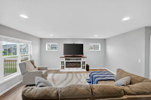 $560,000 | 1208 Merry Blossom Lane, Verona, WI 53593