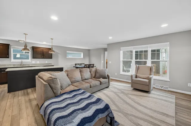 $560,000 | 1208 Merry Blossom Lane, Verona, WI 53593