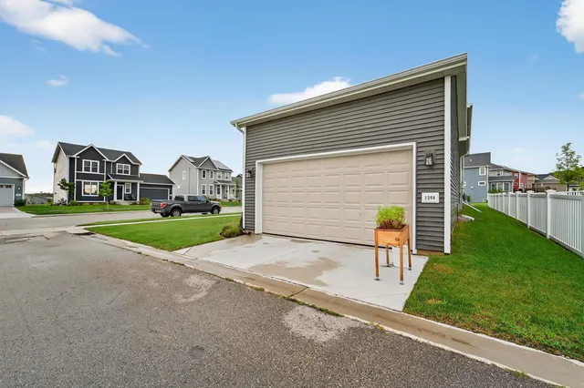 $560,000 | 1208 Merry Blossom Lane, Verona, WI 53593