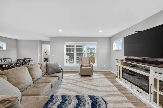 $560,000 | 1208 Merry Blossom Lane, Verona, WI 53593