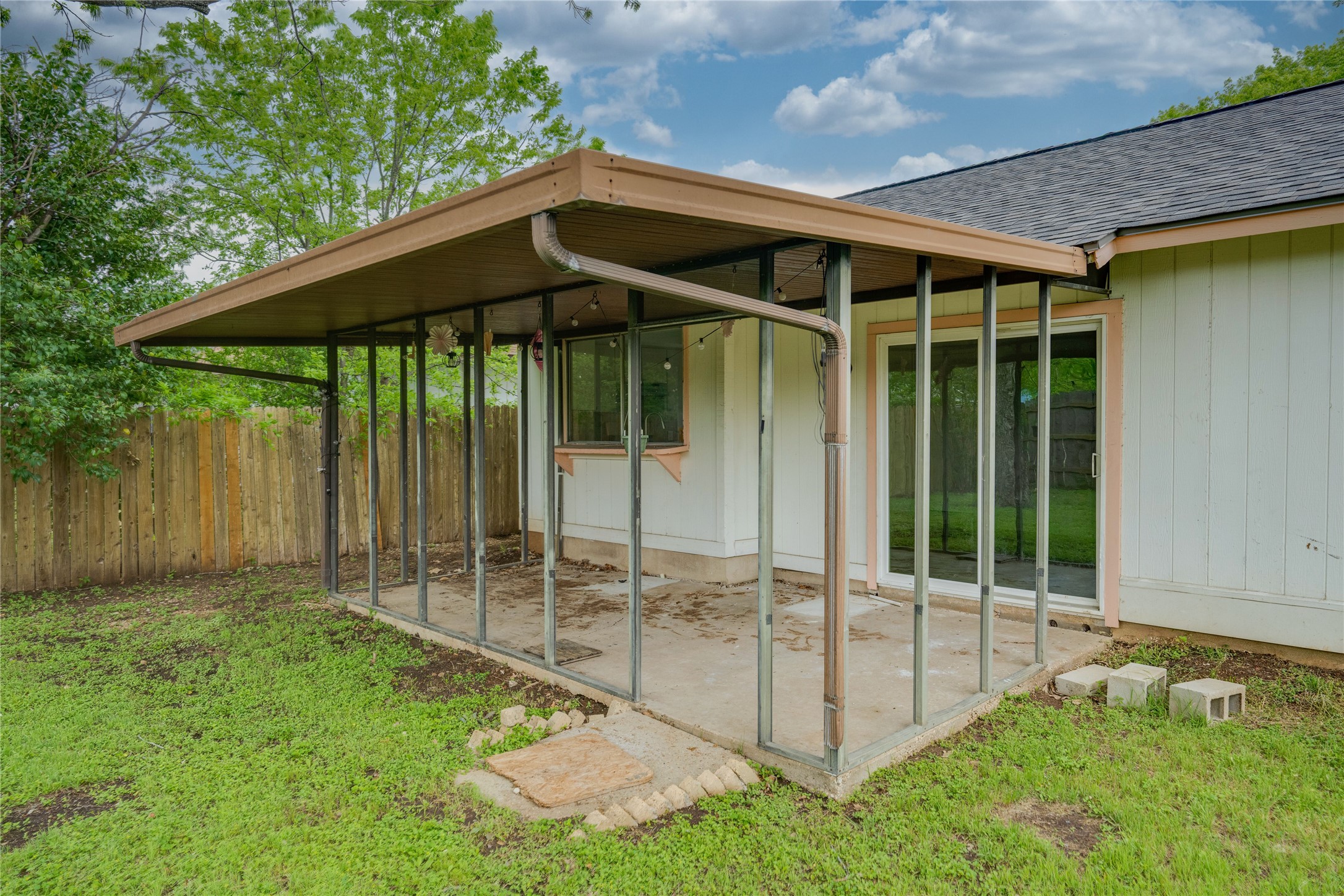 4811 Brushy Ridge Drive Austin, TX 78744 - Photo 15 of 39