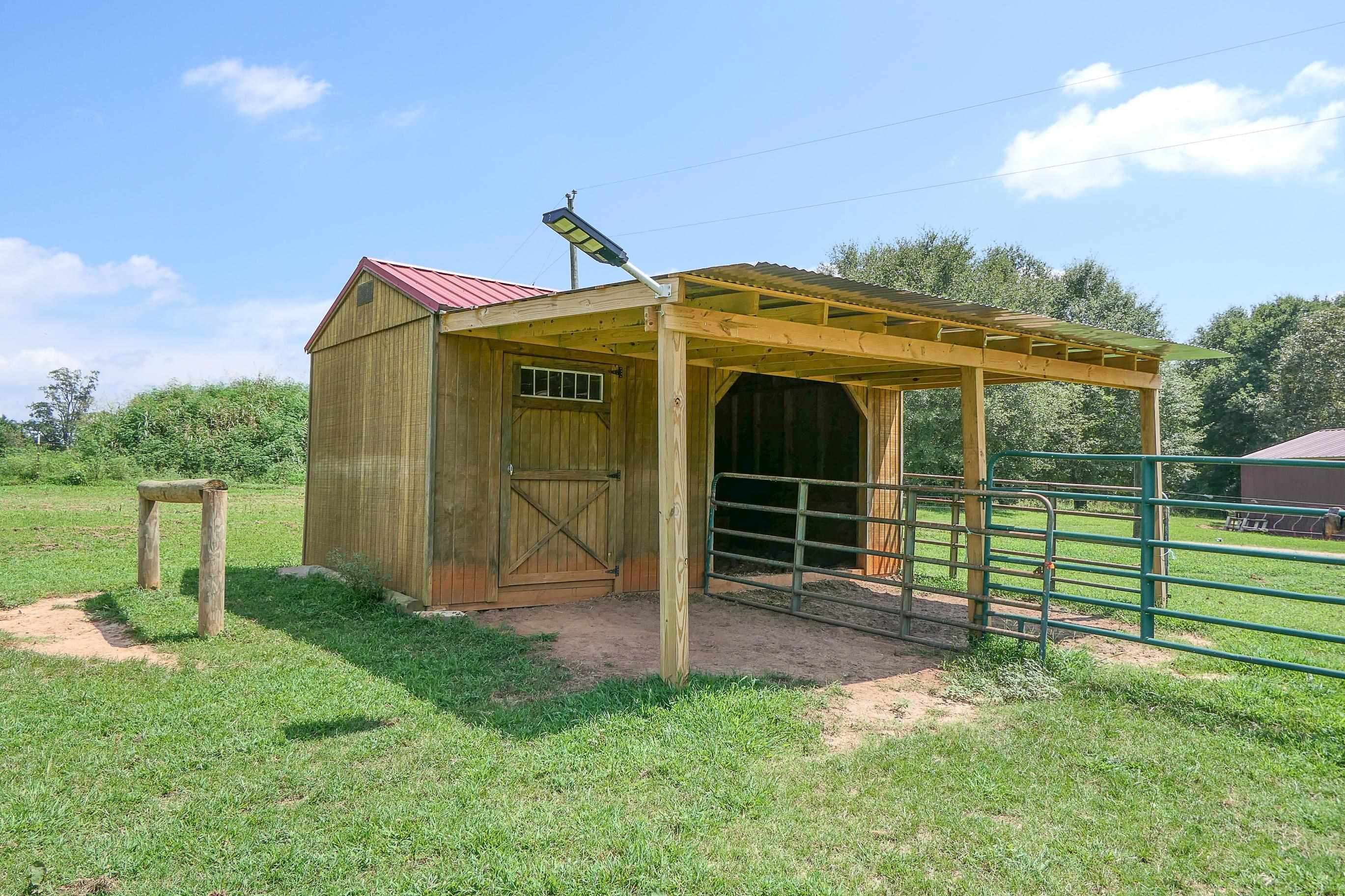 747 Bumblebee Lane Wellford, SC 29385 - Photo 12 of 46