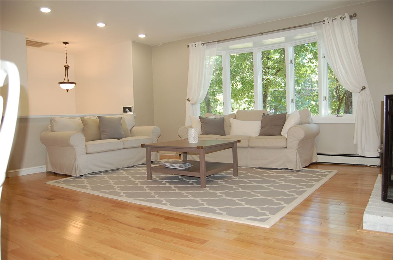 46 Whitford Road Nashua, NH 03062 - Photo 11 of 40