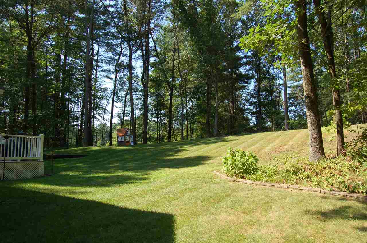 46 Whitford Road Nashua, NH 03062 - Photo 37 of 40