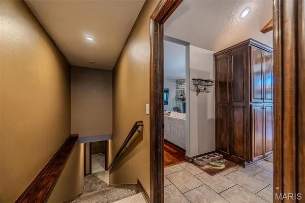 $629,900 | 959 Cobblestone Court, Lebanon, MO 65536