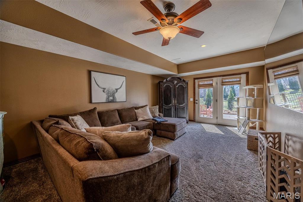 959 Cobblestone Court Lebanon, MO 65536 - Photo 33 of 88