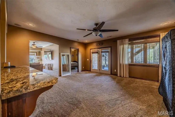 $629,900 | 959 Cobblestone Court, Lebanon, MO 65536