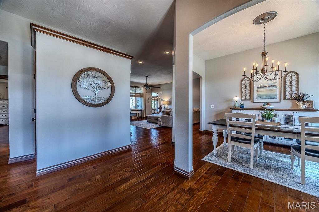 959 Cobblestone Court Lebanon, MO 65536 - Photo 5 of 88