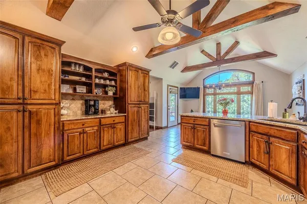 $629,900 | 959 Cobblestone Court, Lebanon, MO 65536