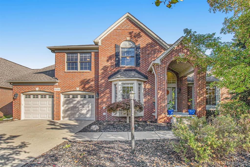 41568 Thoreau Ridge Novi, MI 48377 - Photo 1 of 36