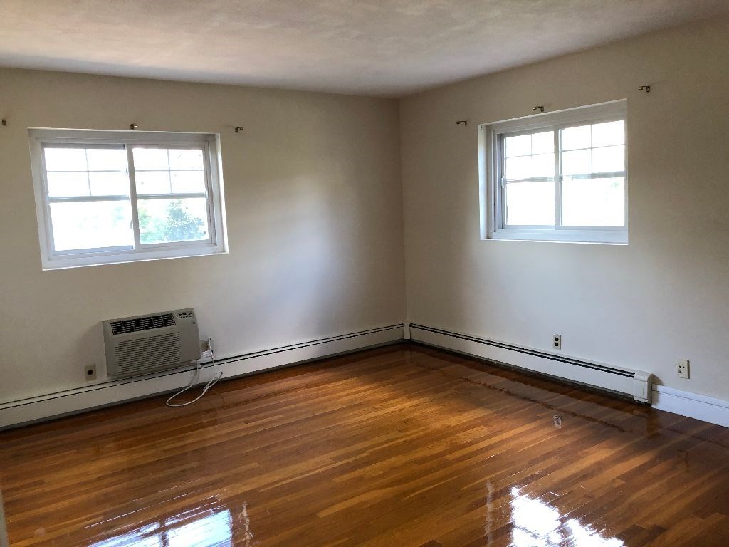 132 Emerson Gardens Road, Unit 132 Lexington, MA 02420 - Photo 7 of 11