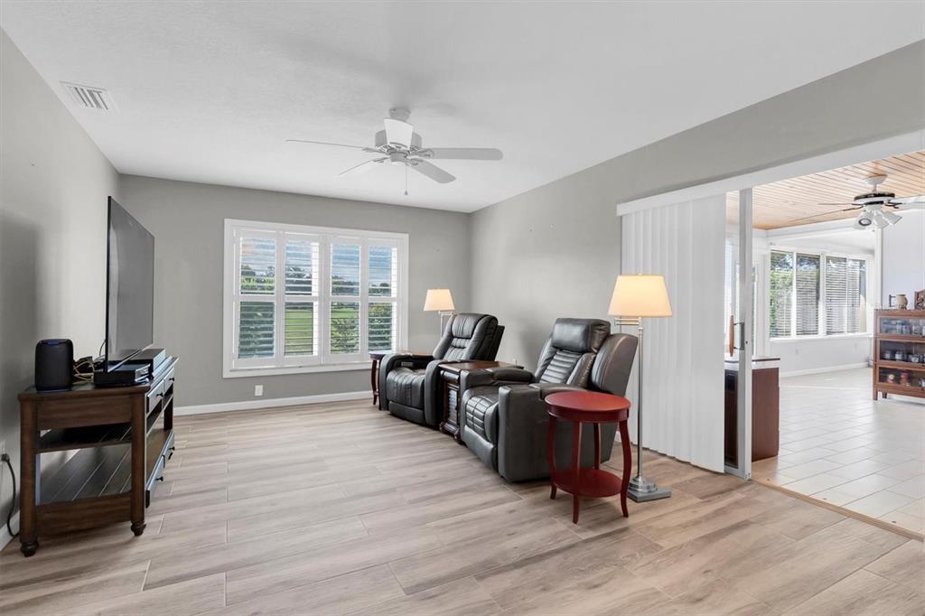 10689 Fallen Leaf Lane Port Richey, FL 34668 - Photo 5 of 72 Gallery Image 5