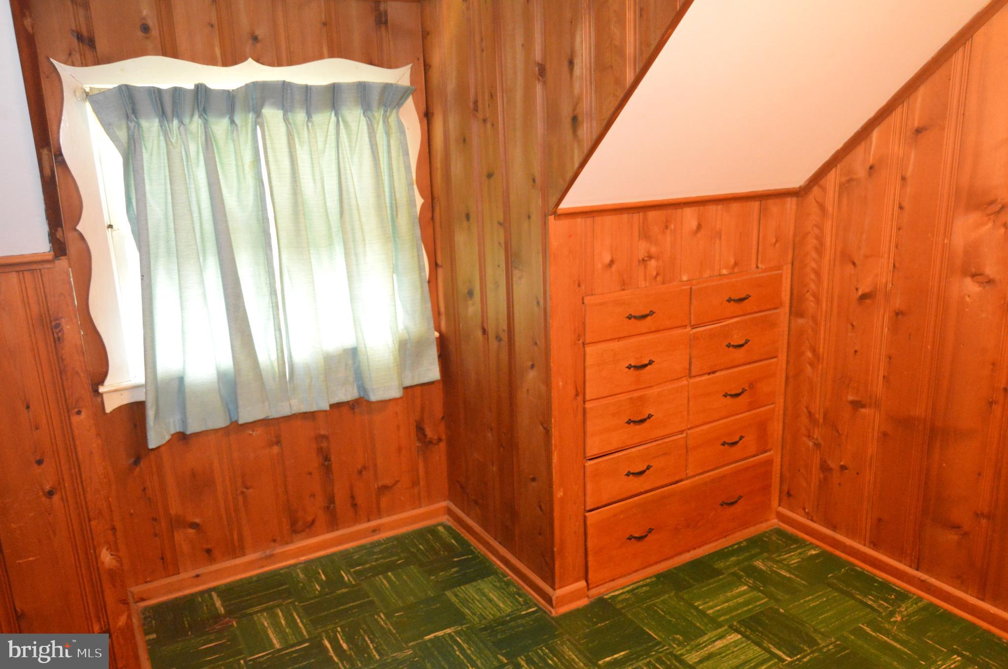 2121 Peters Road Reading, PA 19601 - Photo 13 of 28 Bedroom 3
