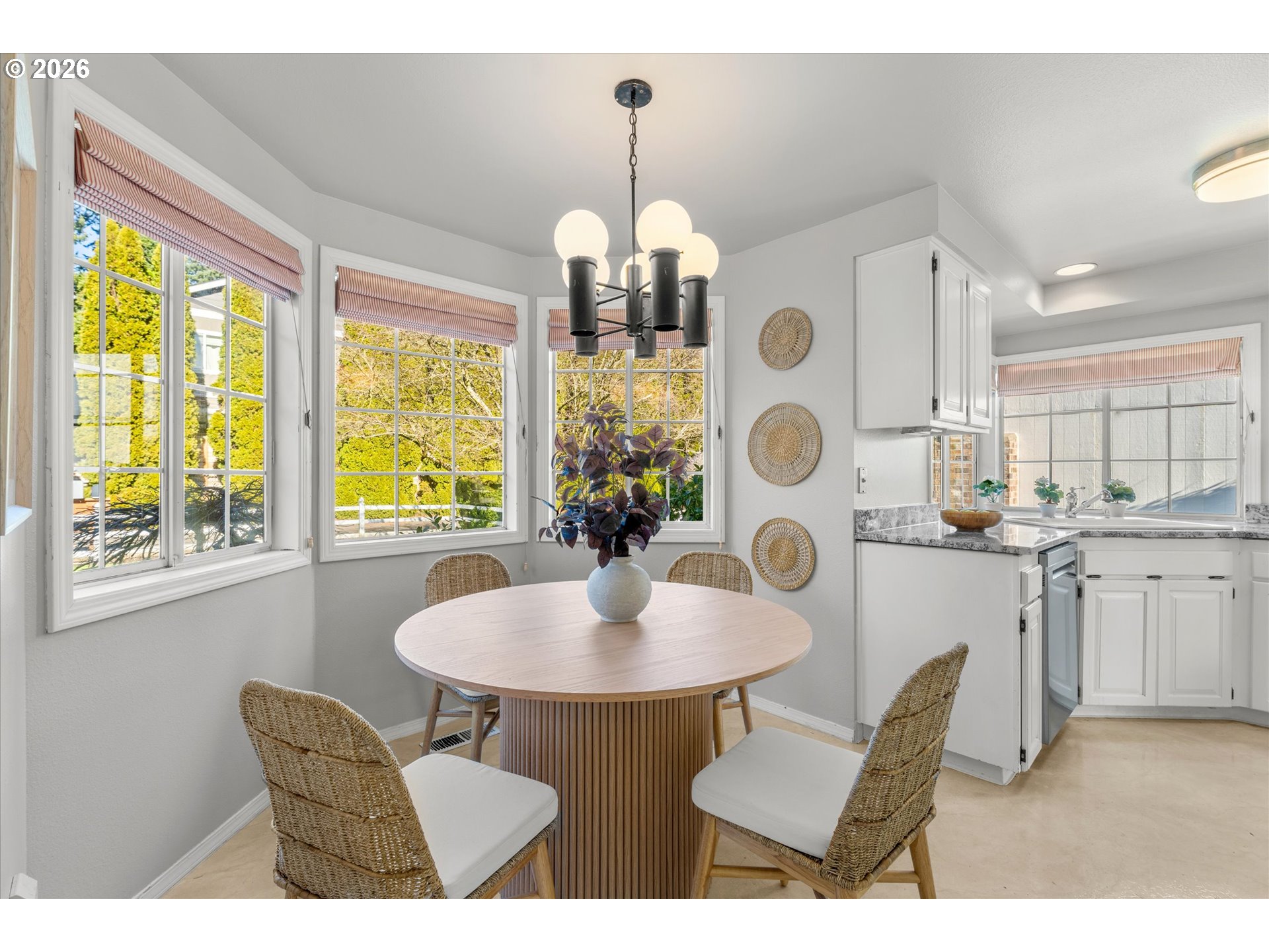 322 Southeast 151st Avenue Portland, OR 97233 - Photo 13 of 31