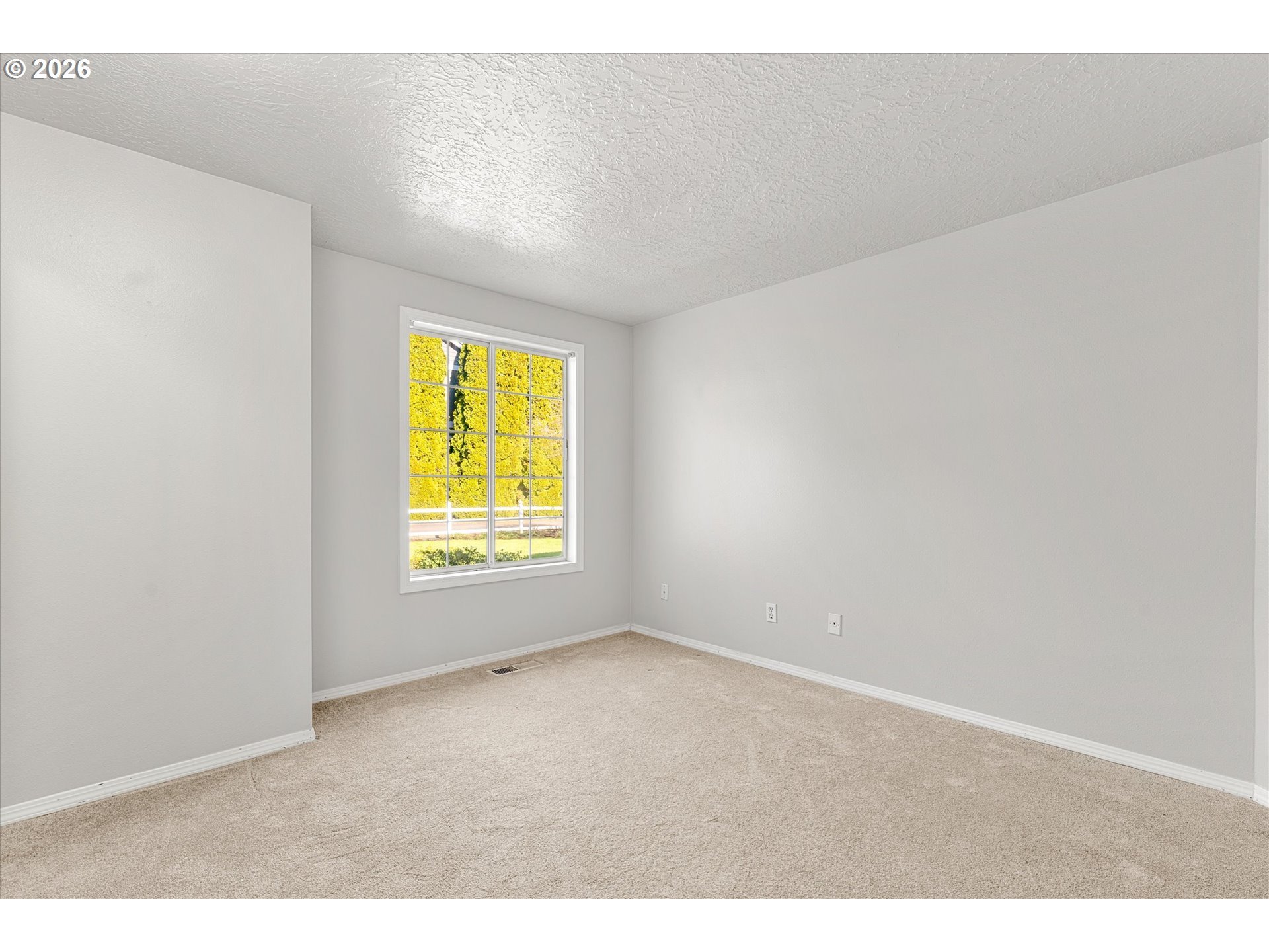 322 Southeast 151st Avenue Portland, OR 97233 - Photo 21 of 31