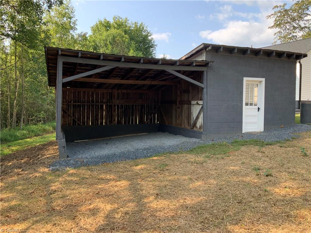 1333 Commonwealth Road Randleman, NC 27350 - Photo 11 of 28 Gallery Image 11