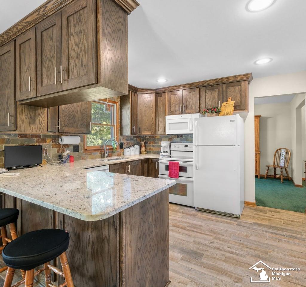 4265 Teal Road Petersburg, MI 49270 - Photo 16 of 67 50188639-cea2668e-a8d9-428a-9ed3-0126b76448e8.JPG