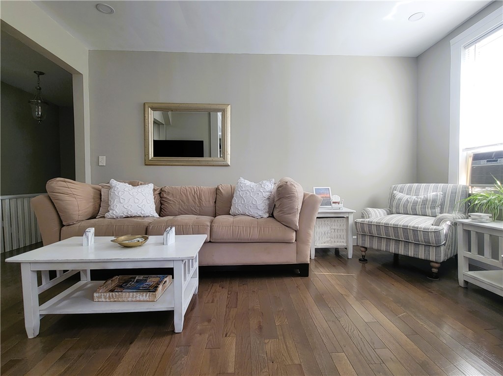 3 Bull Street, Unit 2L Newport, RI 02840 - Photo 6 of 17 Gallery Image 6