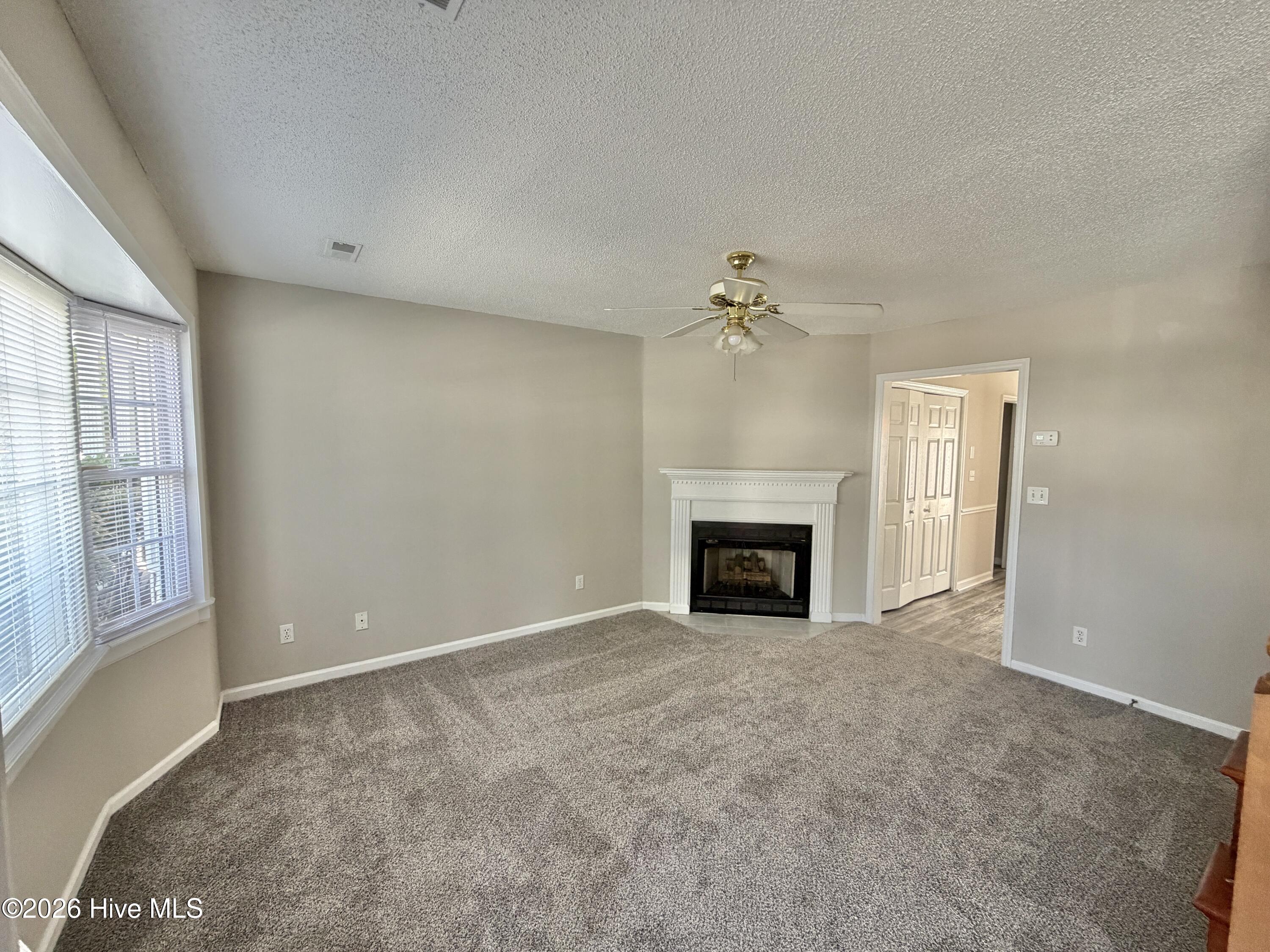 3801 Sterling Pointe Drive, Unit R2 Winterville, NC 28590 - Photo 3 of 14 IMG_3425