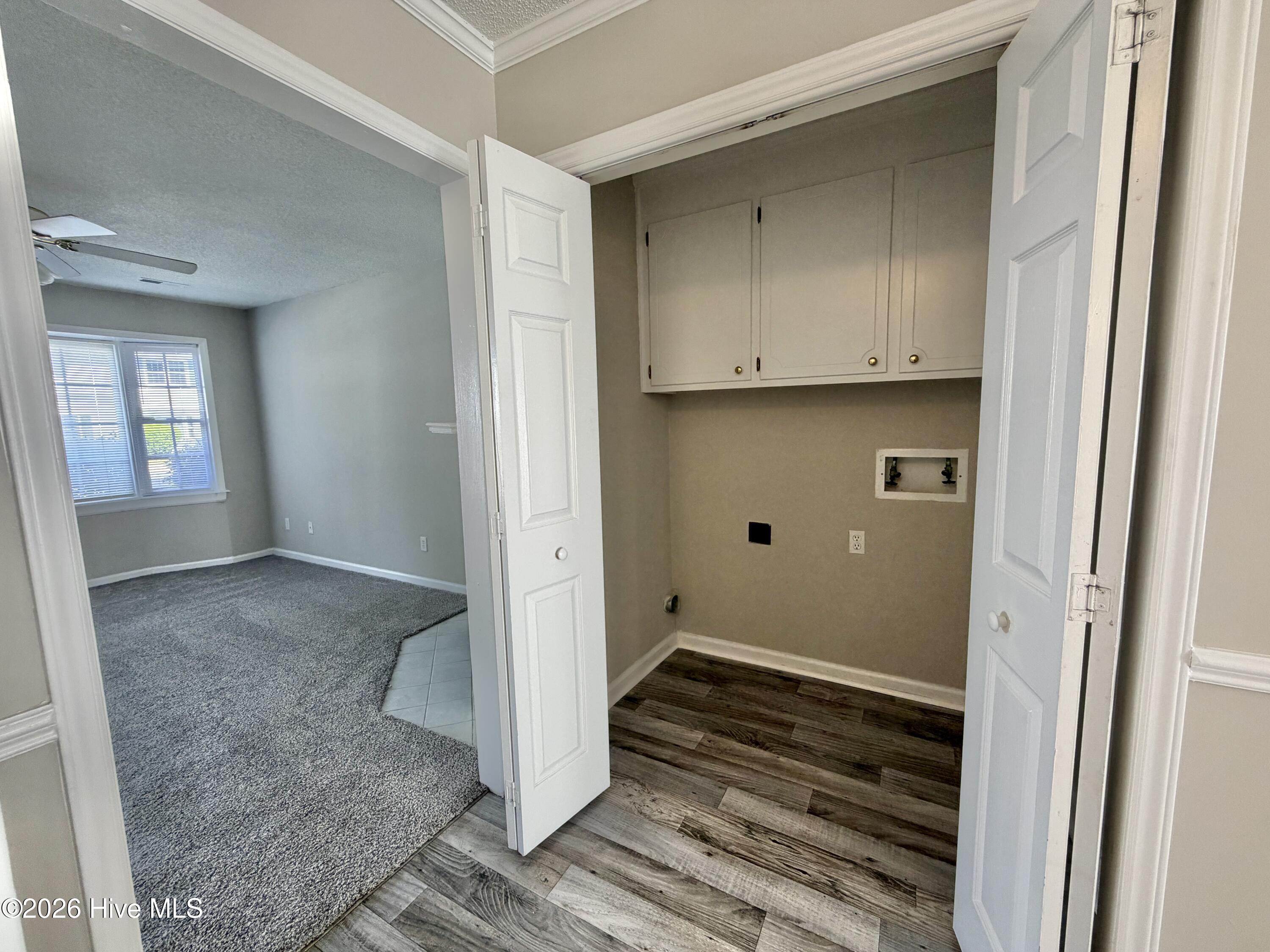 3801 Sterling Pointe Drive, Unit R2 Winterville, NC 28590 - Photo 5 of 14 IMG_3418