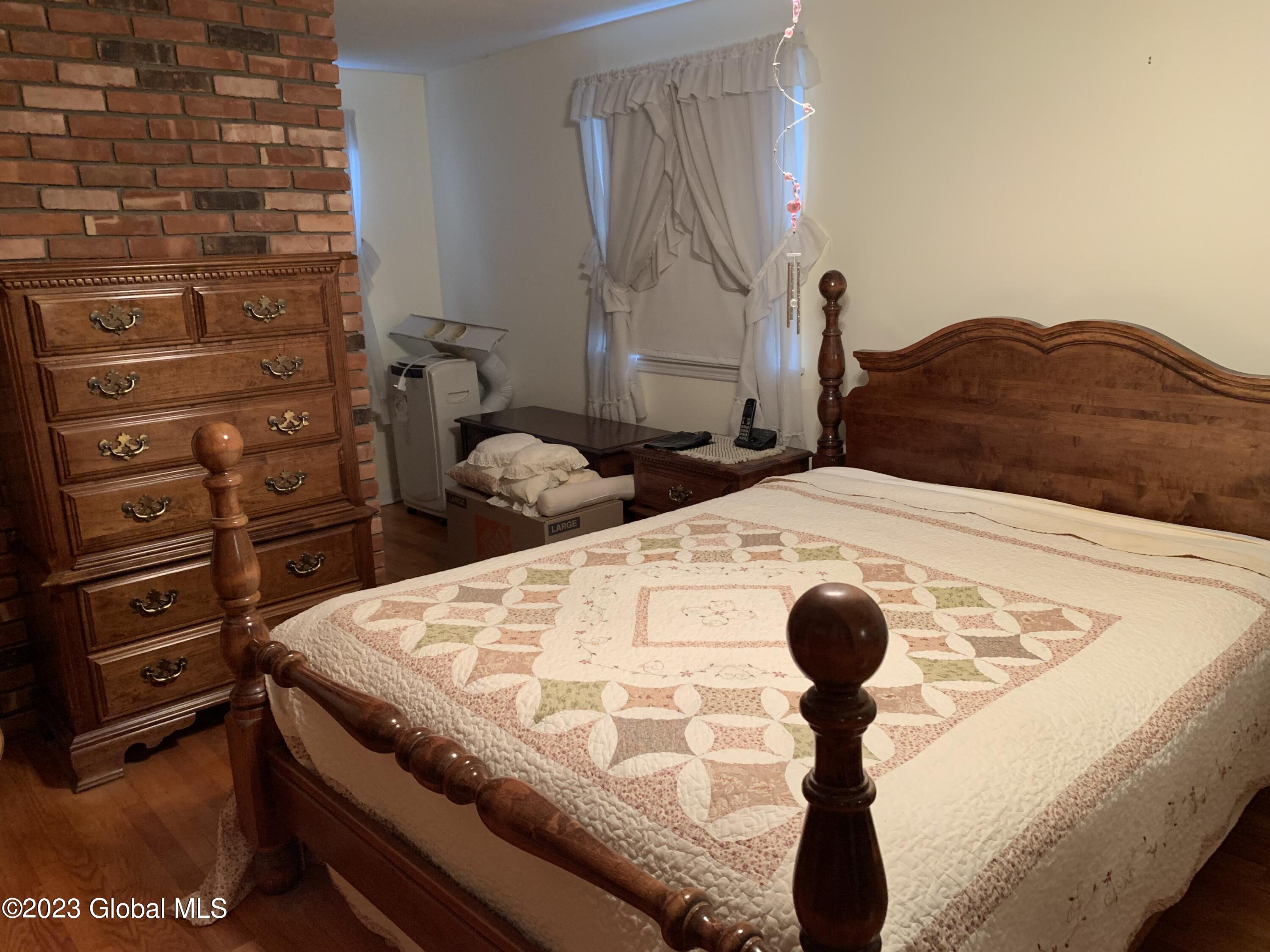 139 Dunsbach Road Halfmoon, NY 12065 - Photo 7 of 24 IMG_0401
