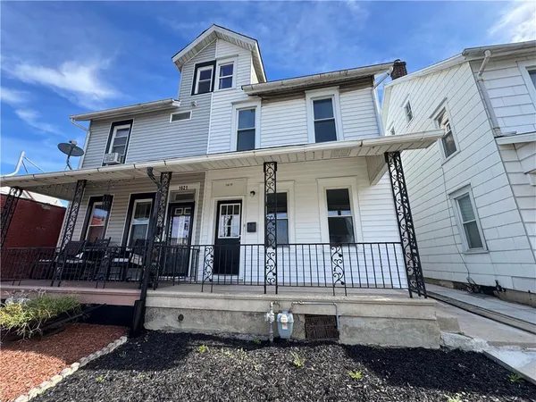 $2,395 | 1619 Main Street, Northampton, PA 18067