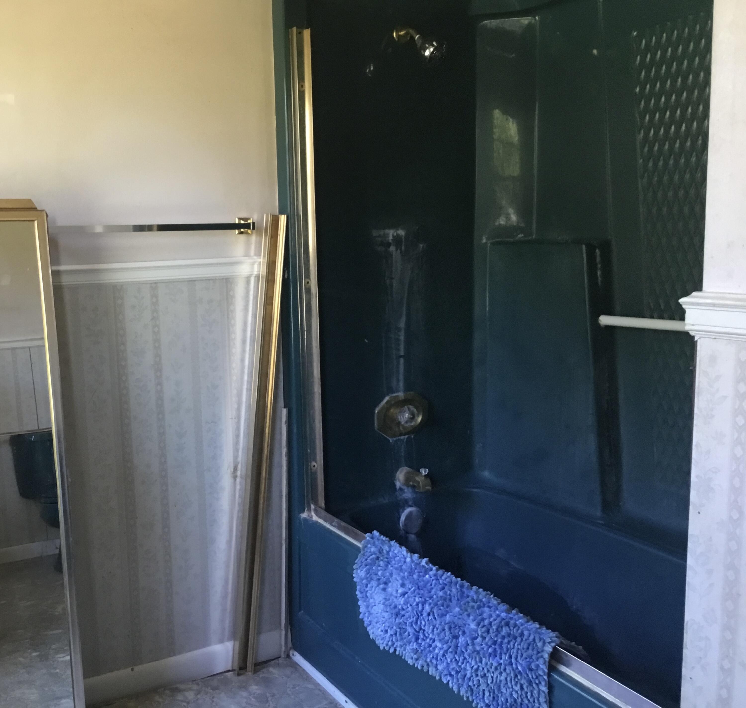 333 Corinth Road LaFayette, GA 30728 - Photo 4 of 5 Full Bath
