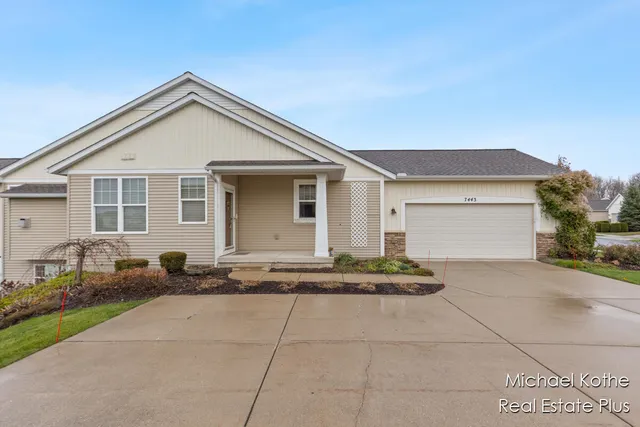 $524,900 | 7443 Watermark Drive, Unit 32, Allendale, MI 49401