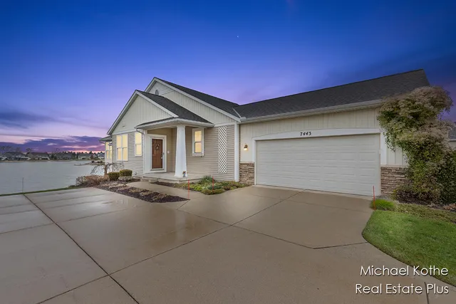 $524,900 | 7443 Watermark Drive, Unit 32, Allendale, MI 49401